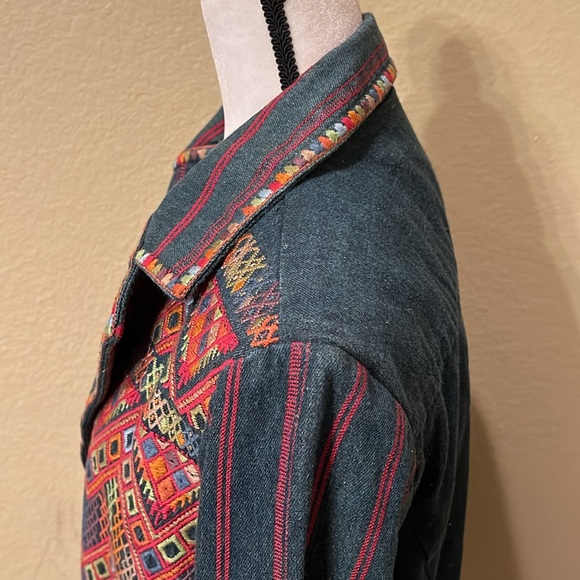 🧥 LN bonnie & norma brand women’s jean jacket with embroidery - Picture 7 of 12